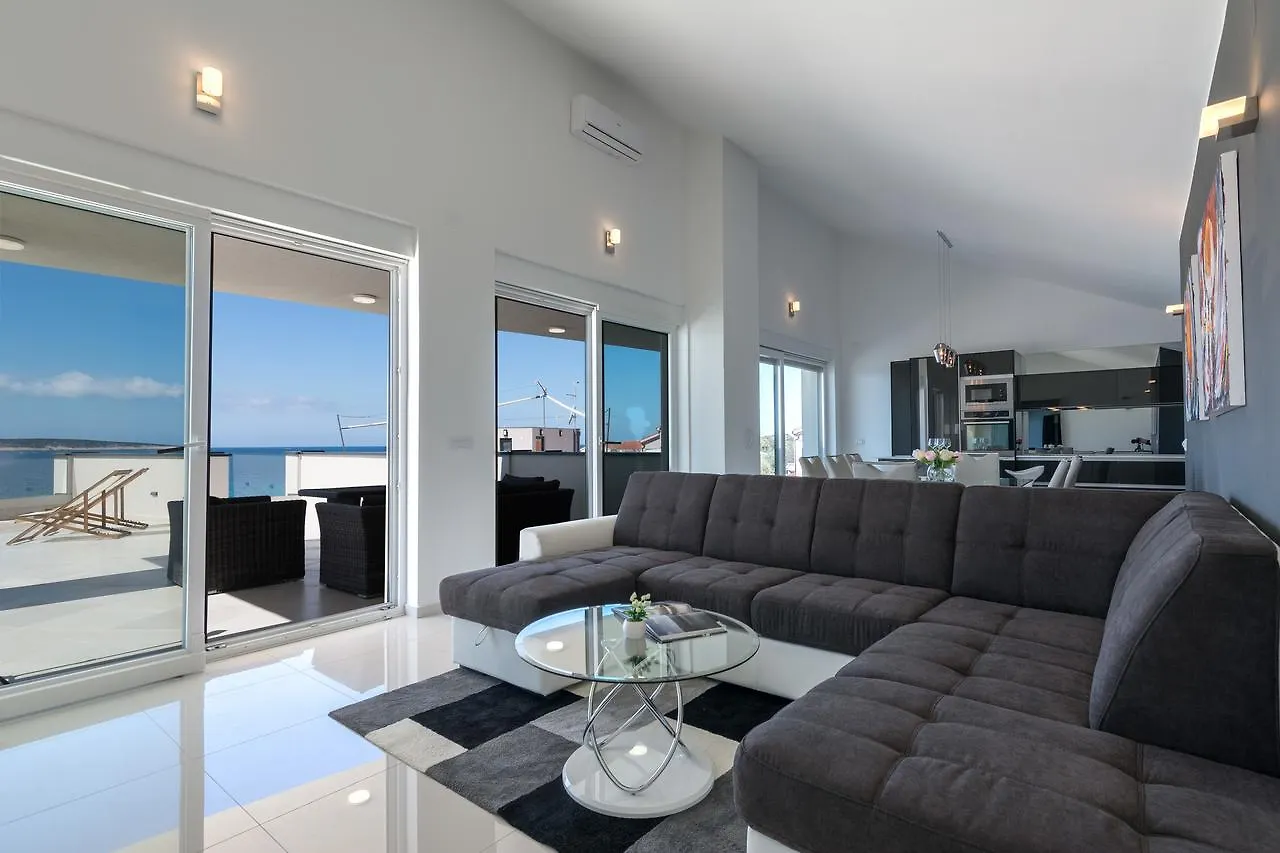 Breathtaking Sea View Luxury Penthouse Apartment Mandre