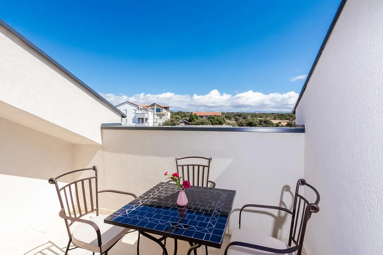 Breathtaking Sea View Luxury Penthouse Apartment Mandre