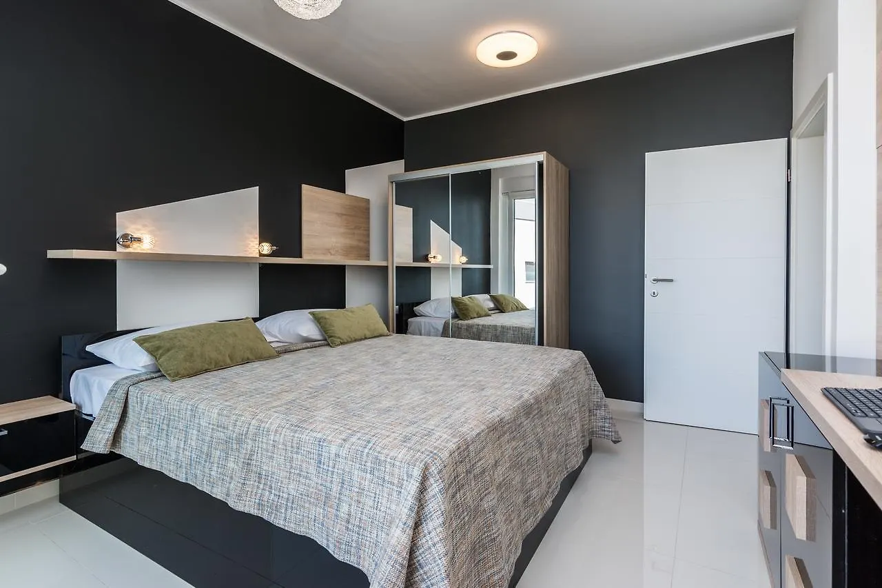 Breathtaking Sea View Luxury Penthouse Apartment Mandre Croatia